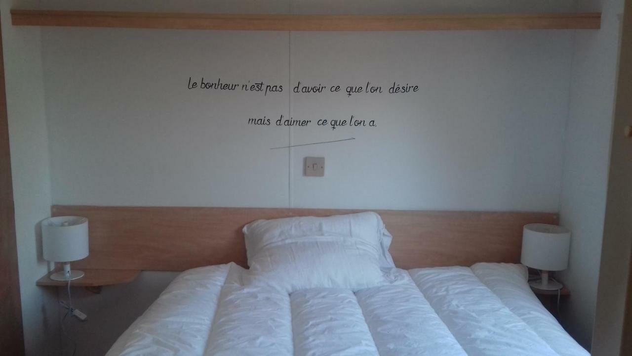 Chambres D'Hotes Elvire Et Laurent Barbey แซงต์-มารีย์-ดู-มองต์ ภายนอก รูปภาพ